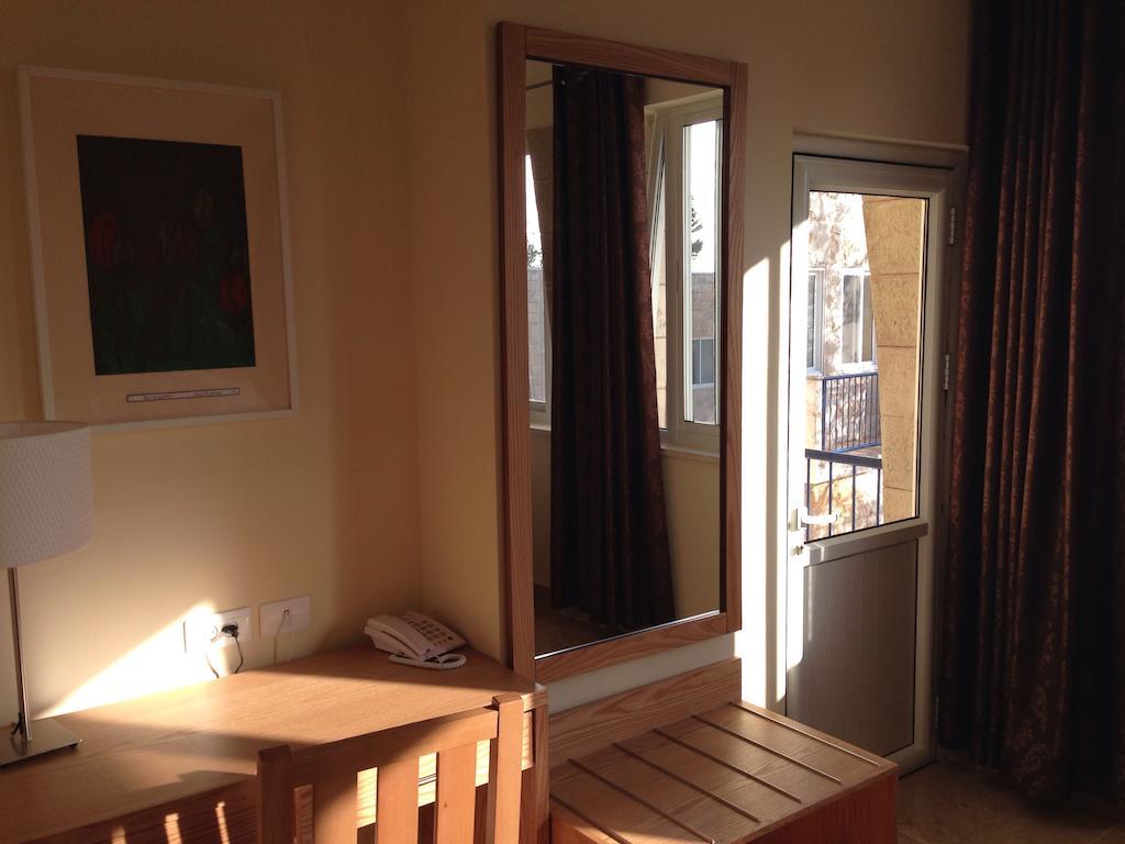 Talitha Kumi Guest House Al-Khader Zimmer foto